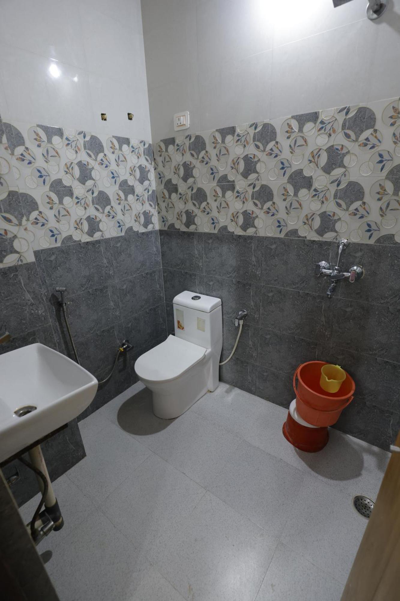Basil Inn Home Stay Walking Distance From Taj Mahal Agra Agra  Exterior photo